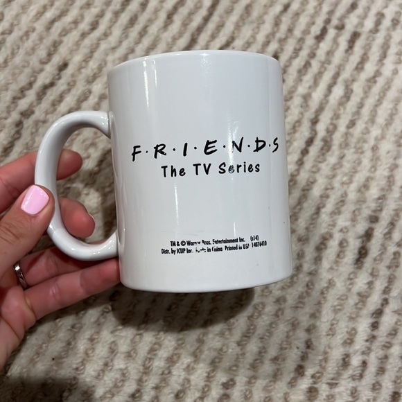 Friends "Central Perk" Coffee Mug - Picture 2 of 4